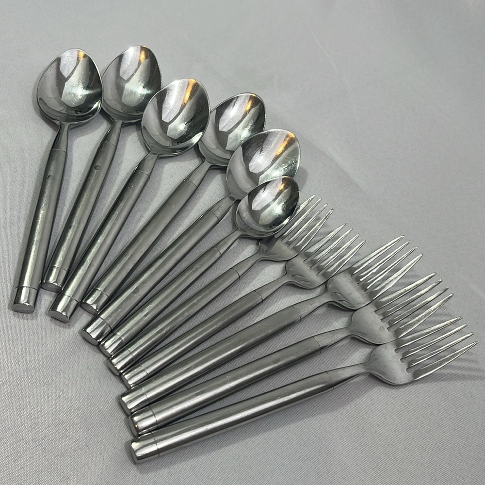 Hampton Silversmiths Shangrila Stainless Steel Flatware 11 Pieces Spoons Forks